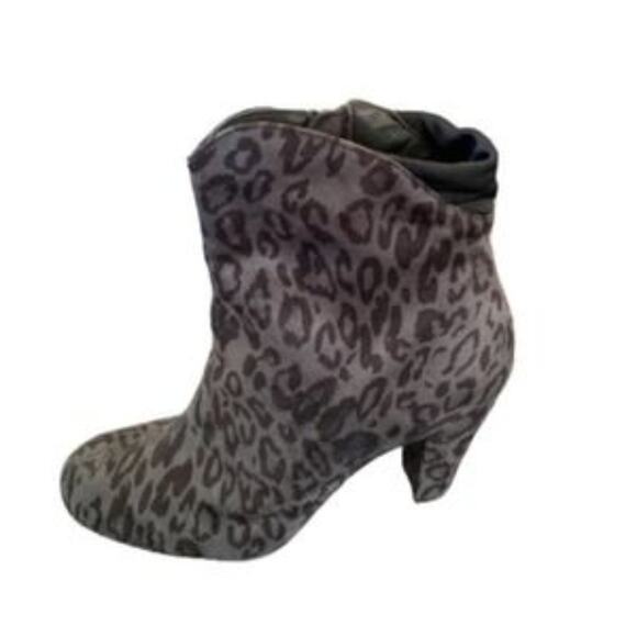 New York Transit Black Leopard Ankle Boots Booties Size 6 - Picture 2 of 7